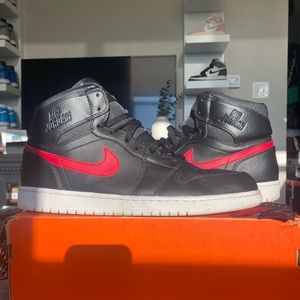 Jordan Retro 1 Rare Air